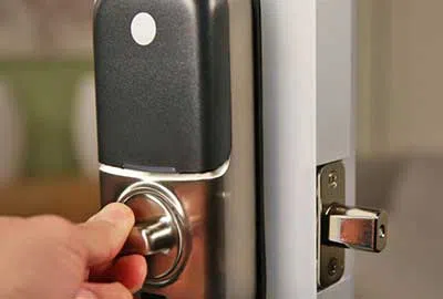 Affordable Locksmith Services Springfield, MA 413-306-3576 - locksmith-key-service-01